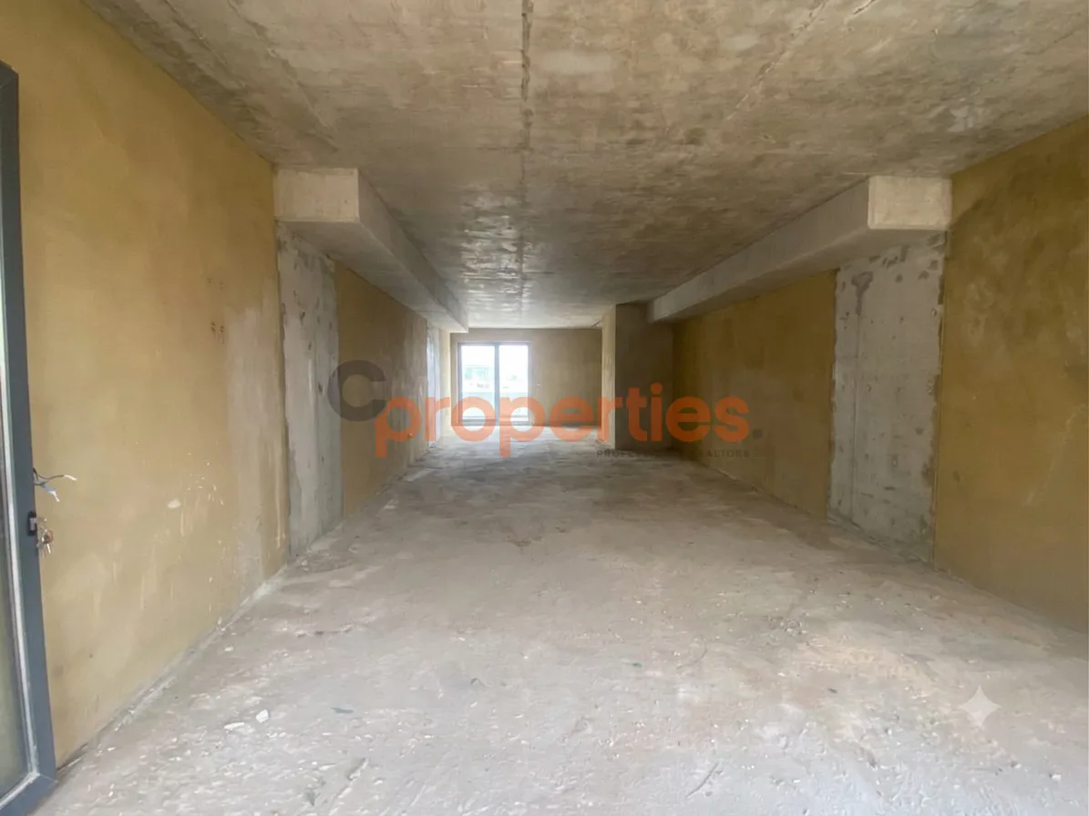 Shop For Rent In Mansourieh Prime Location ( core & shell ) – CPHJ22 — photo 2