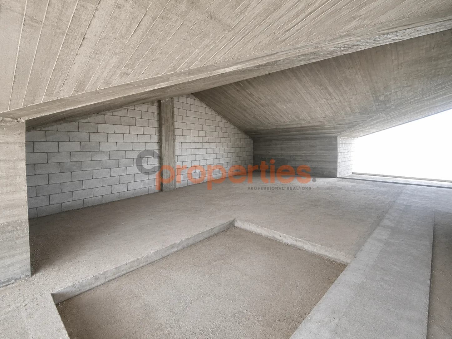Duplex For Sale In Mansourieh (core & shell ) CPHJ19 — photo 3
