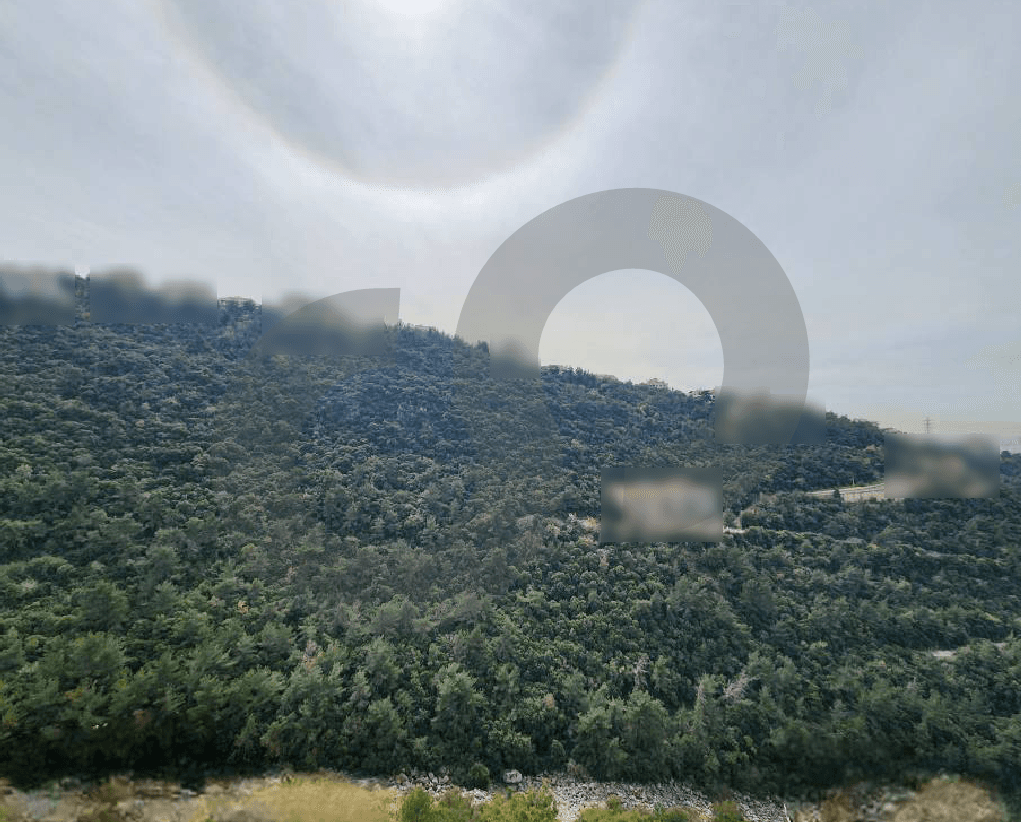 calm area,sea and mountain view in albayada — photo 2
