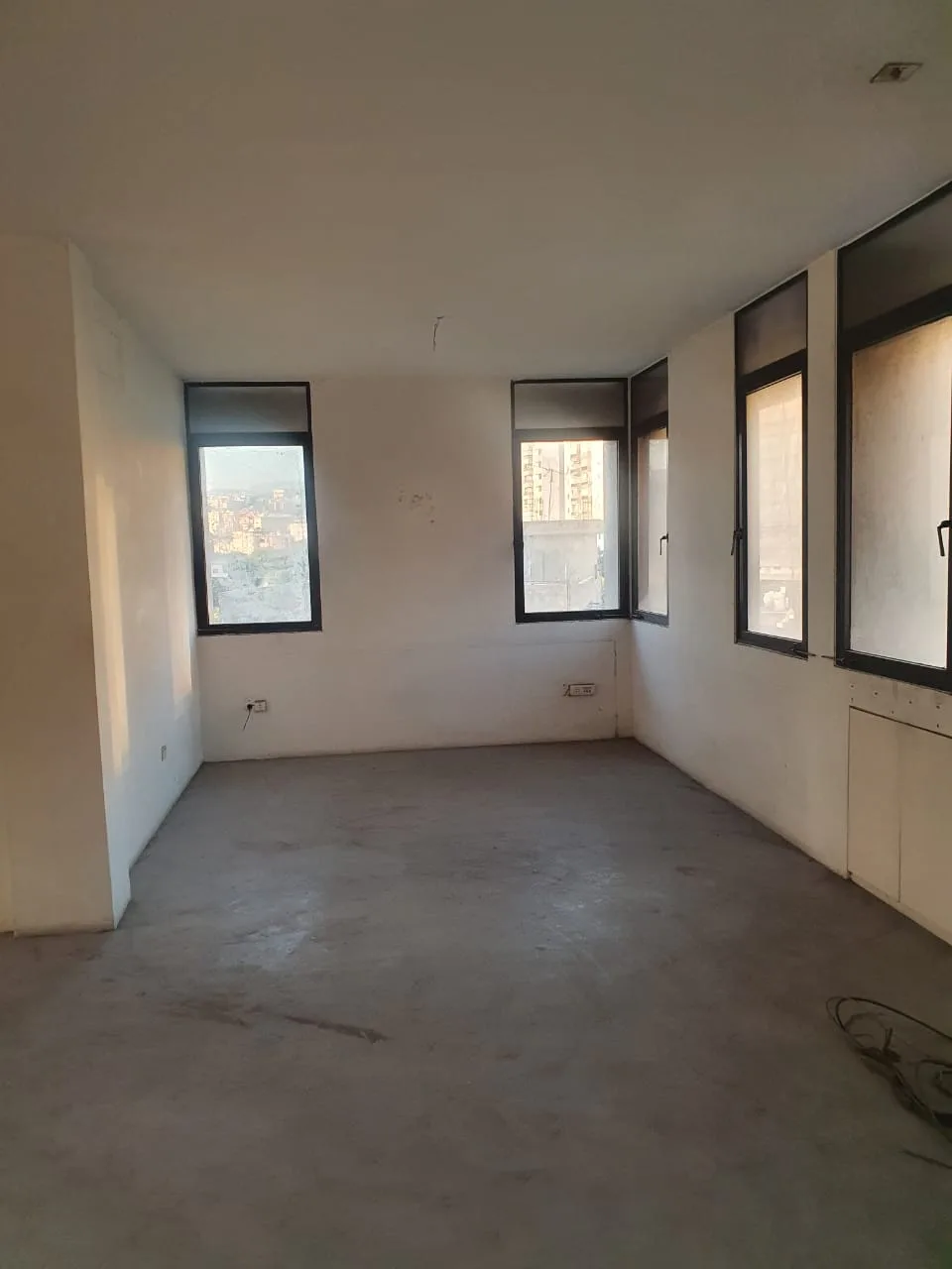 Office for sale in Jal El Dib — photo 1