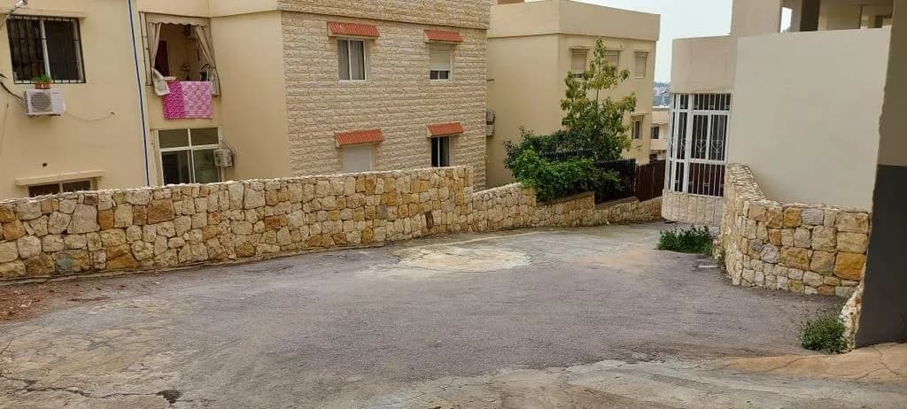 Warehouse for Sale in Mansourieh
