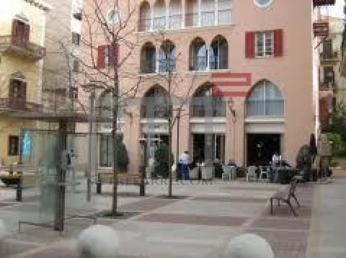 Building for Sale in Downtown