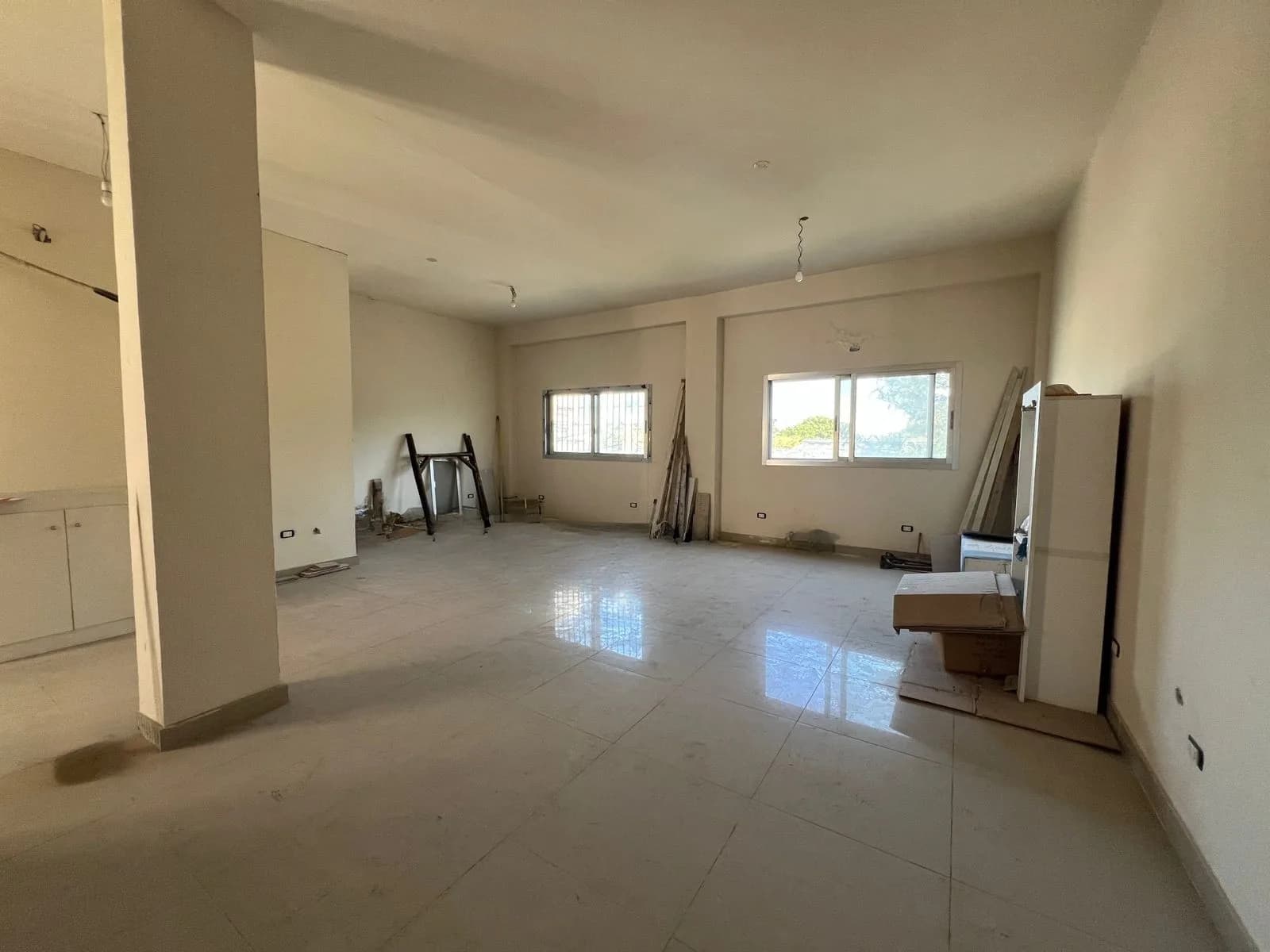Office for rent in Mar Mikhael — photo 1