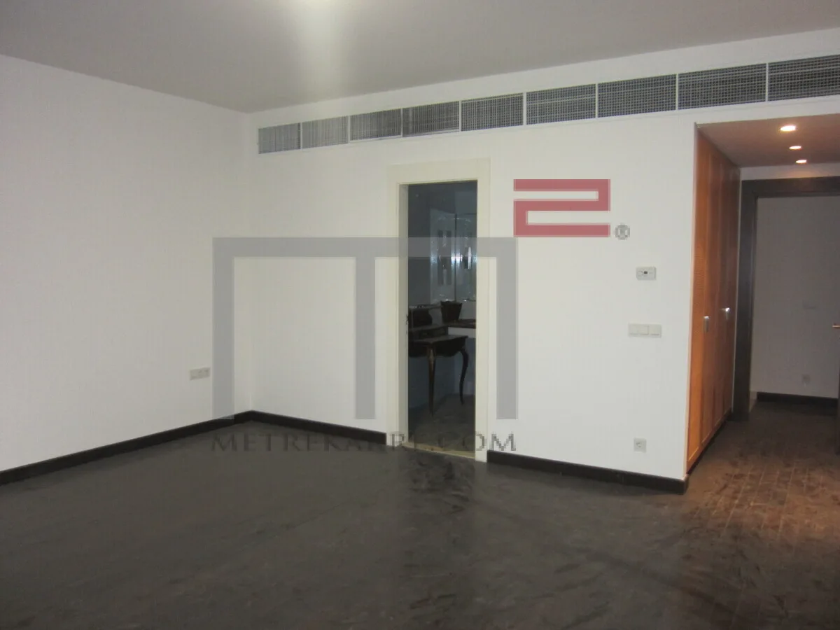 Duplex for Sale in Downtown — photo 3