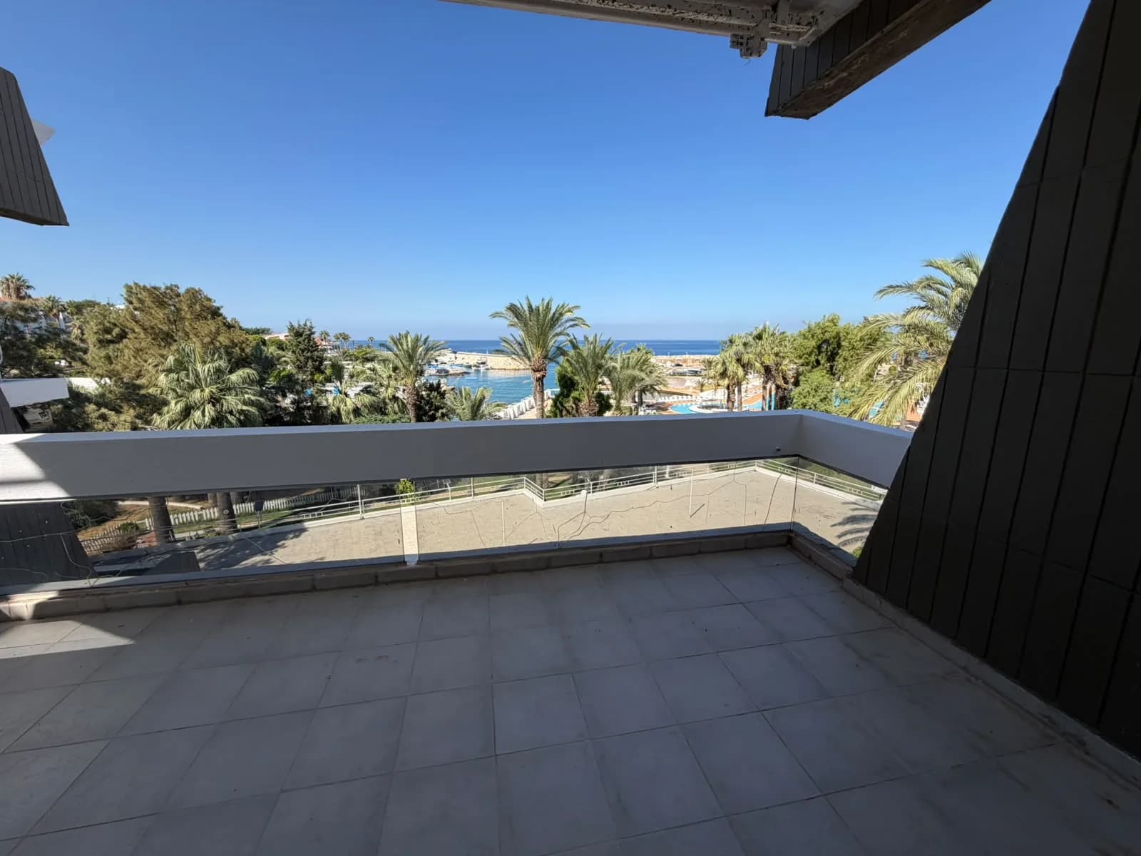 Chalet for Sale in Anfeh