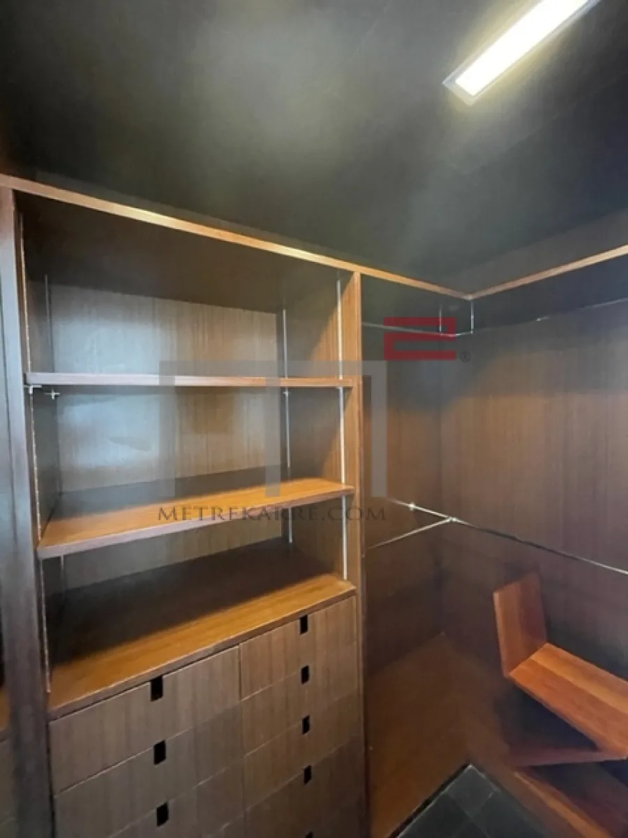 Apartment for Sale in Secteur Minet El Hosn — photo 2