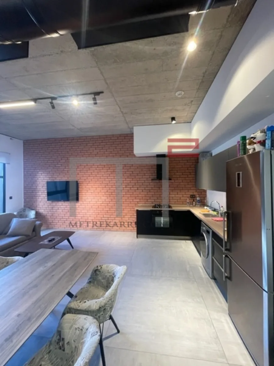 Apartment for Sale in Palais de Justice