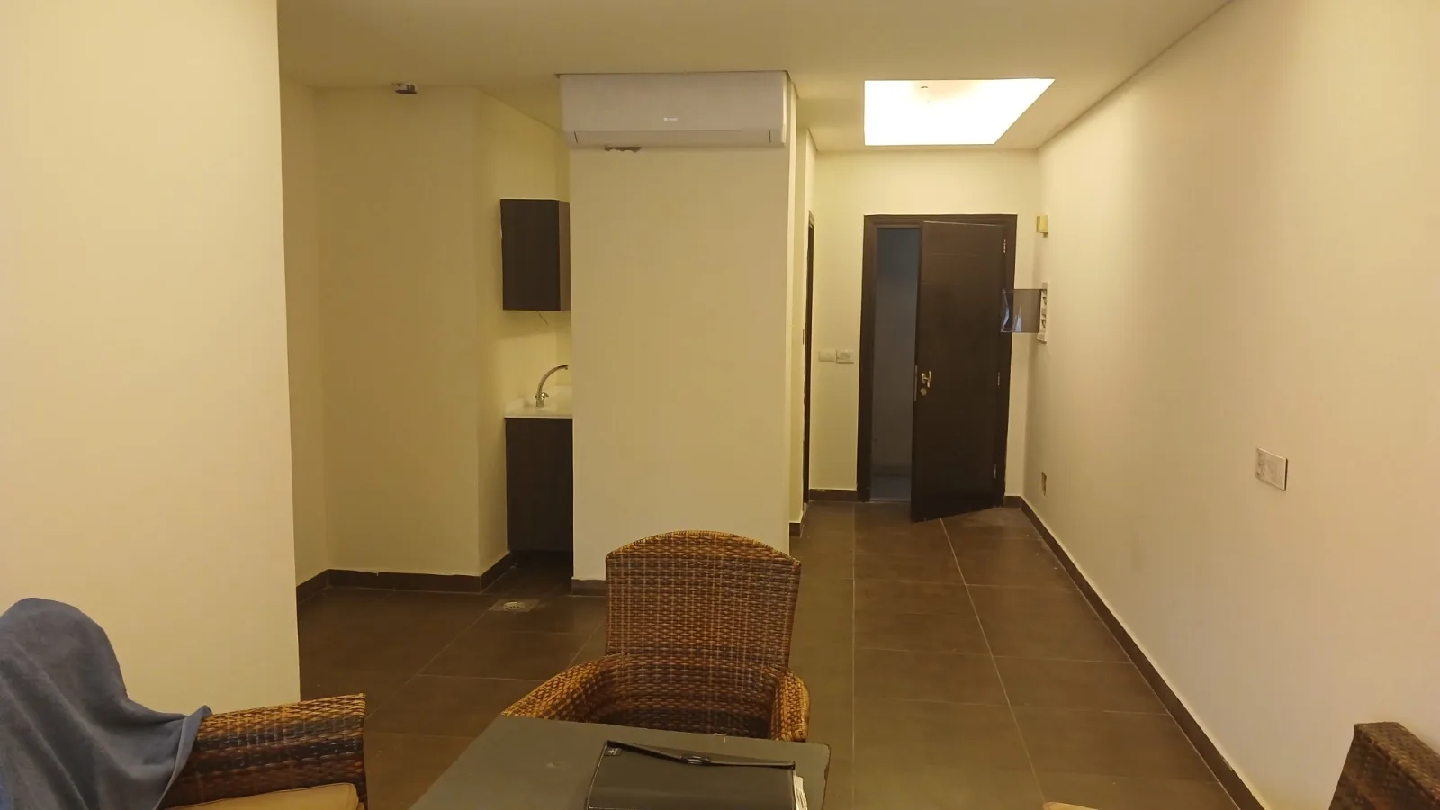 Office for rent in Zalqa — photo 1