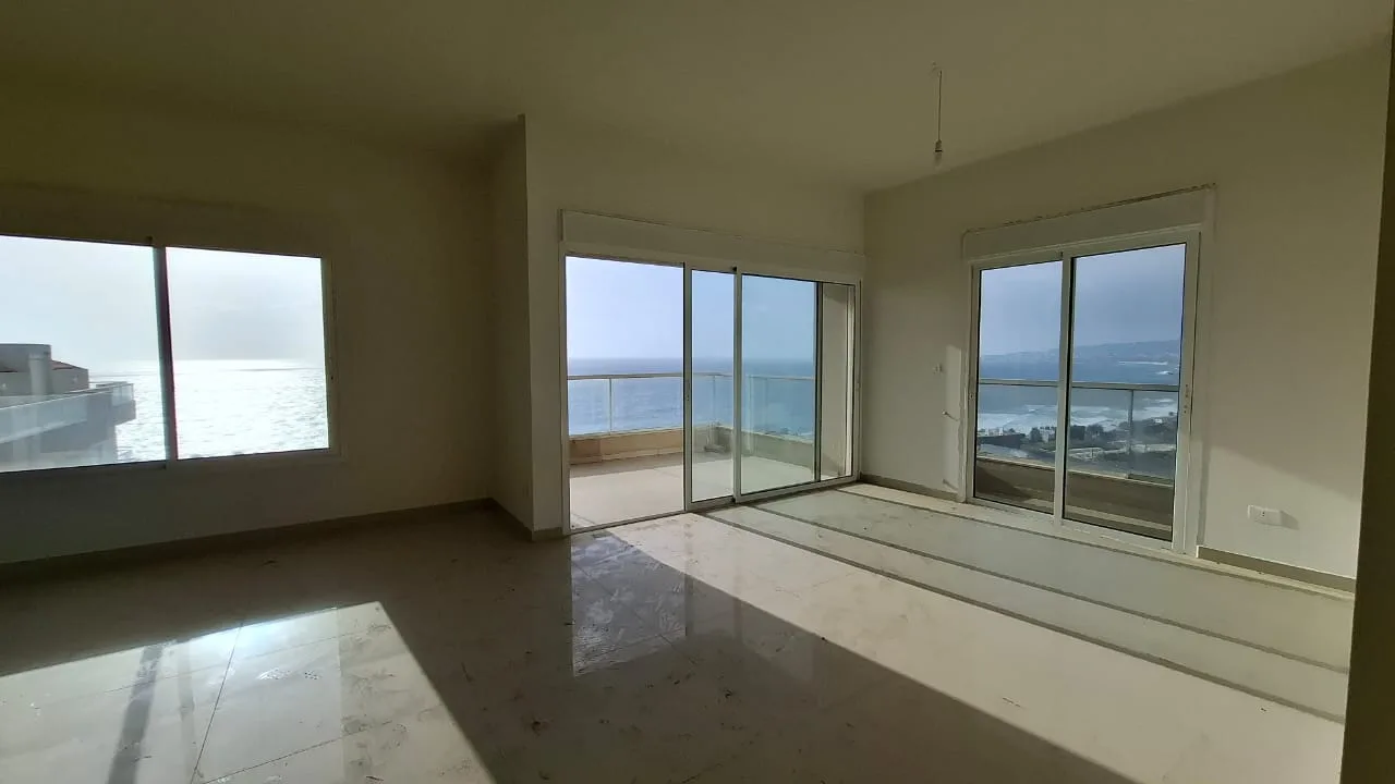 Apartment for Sale in Halat — photo 1