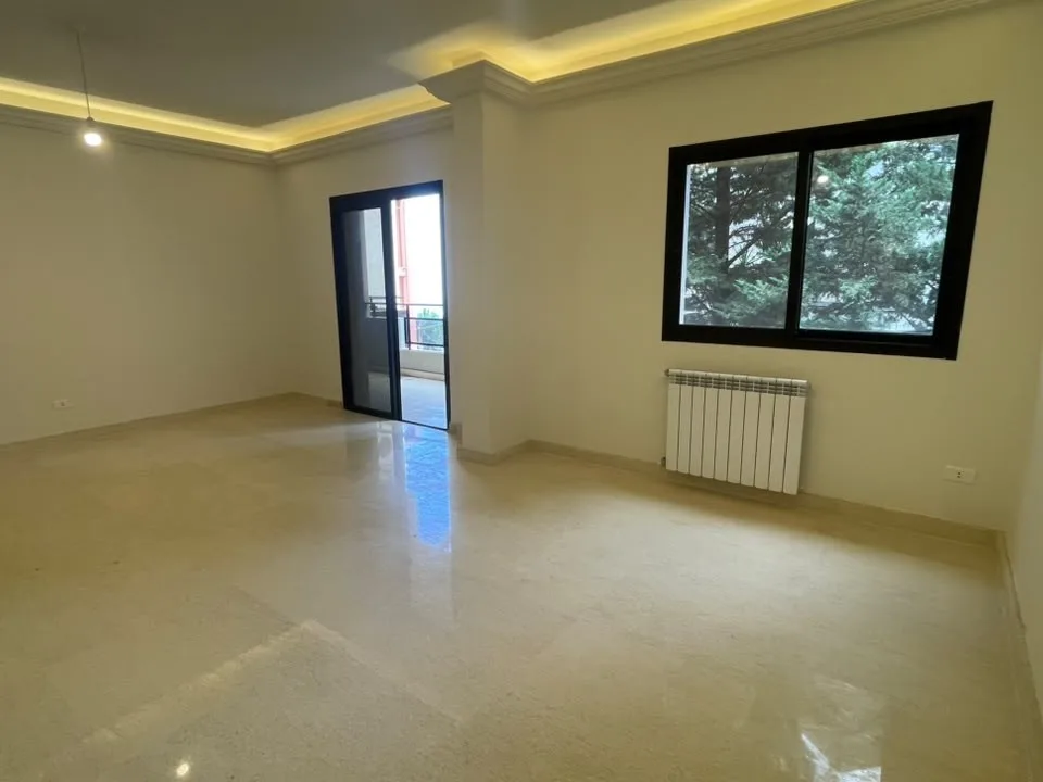 Apartment for Sale in Ain Saadeh