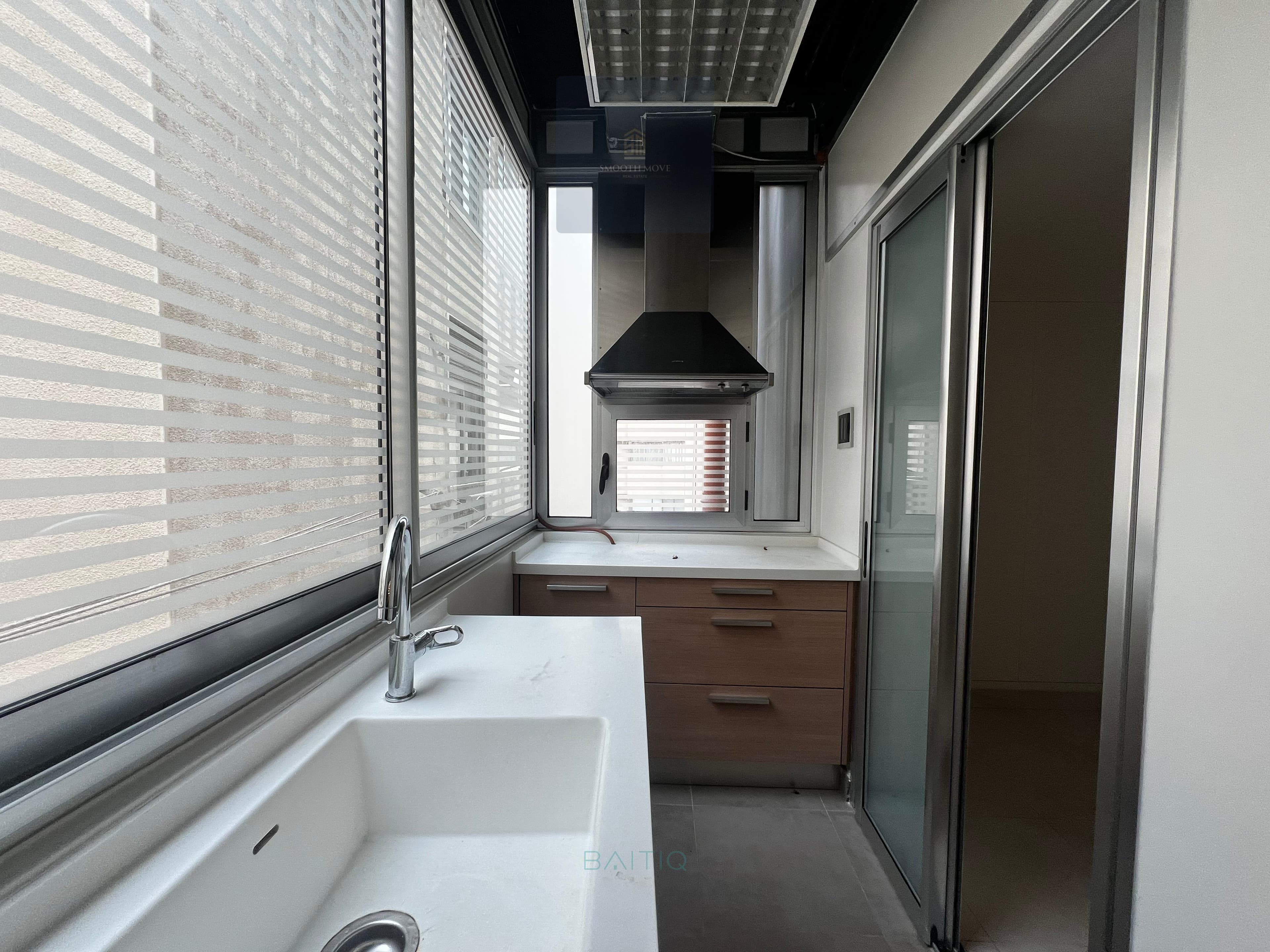 Gorgeous High End Apartment For Sale in Verdun Prime Location — photo 5