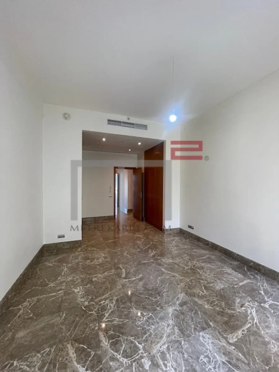 Apartment for Sale in Marfaa