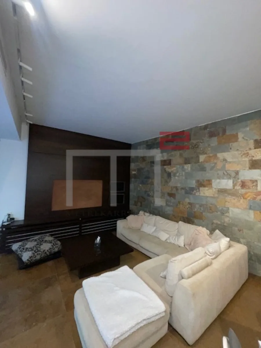 Apartment for Rent in Mar Nicolas — photo 2