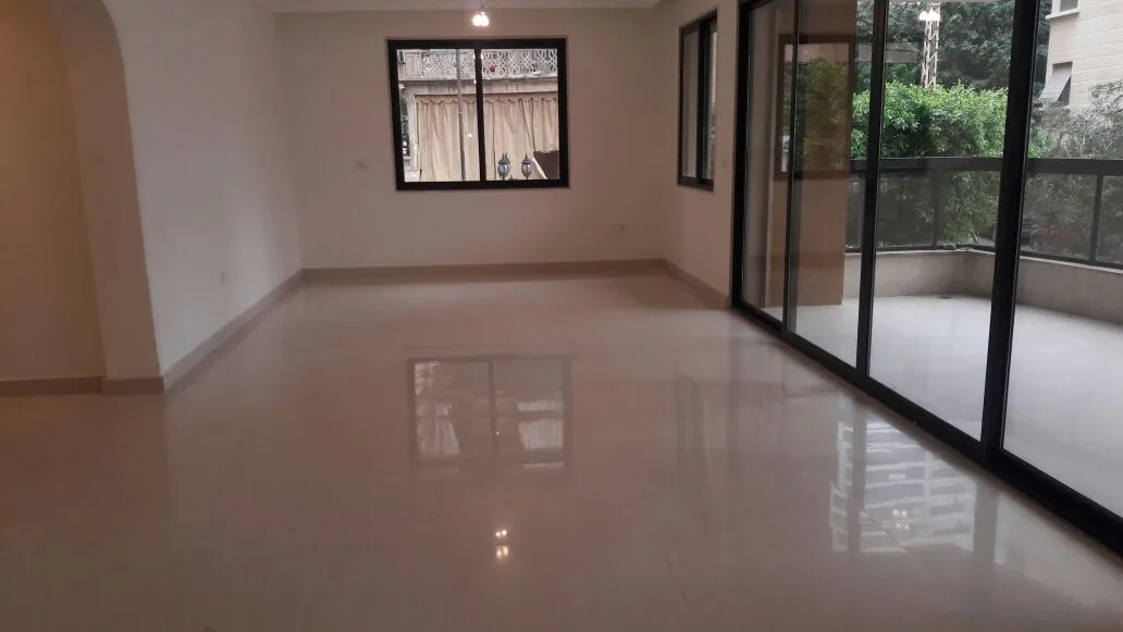 Apartment for Sale in Mar Elias, Beirut — photo 1