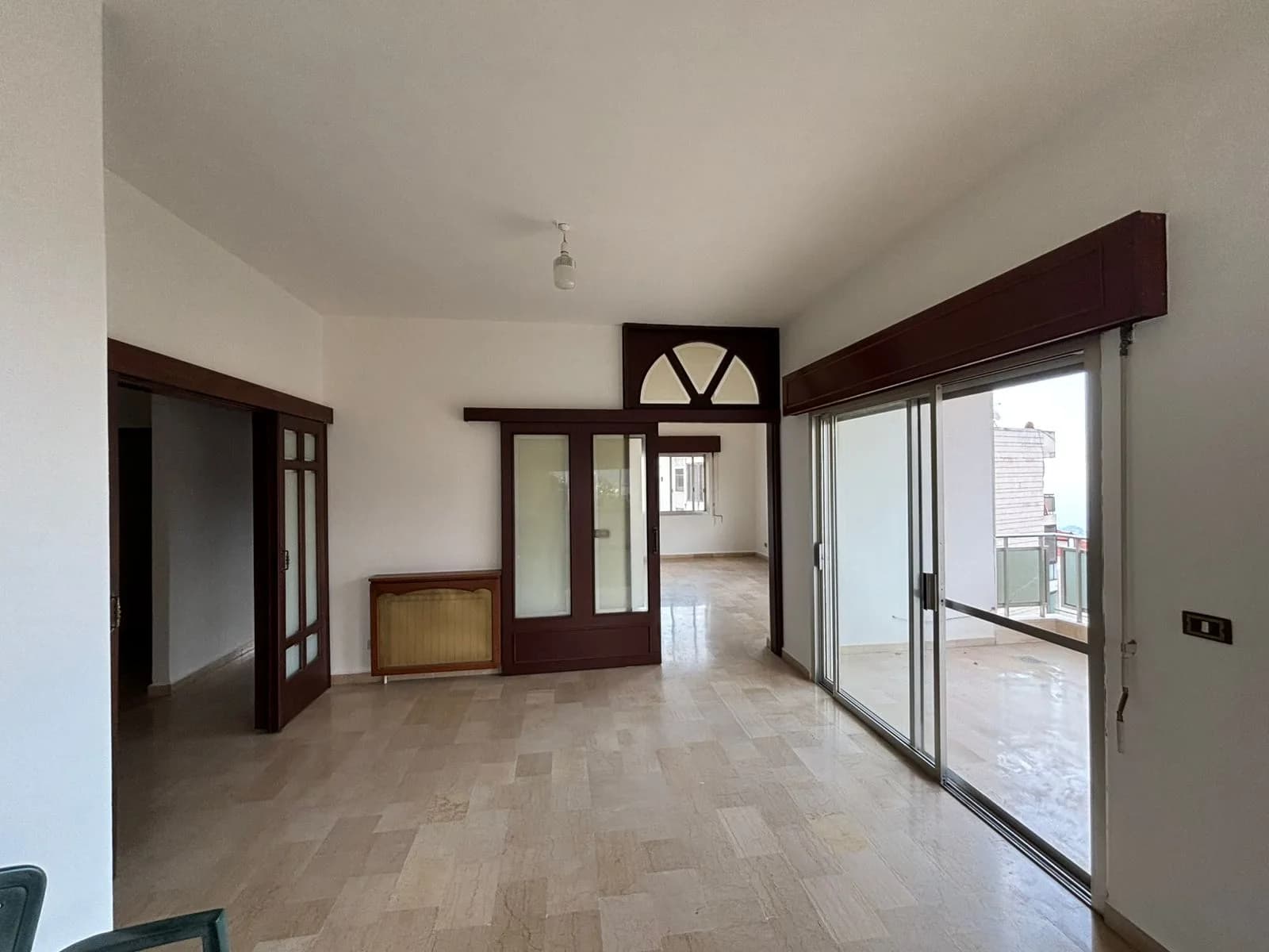 Apartment for Sale in Mazraat Yachoua