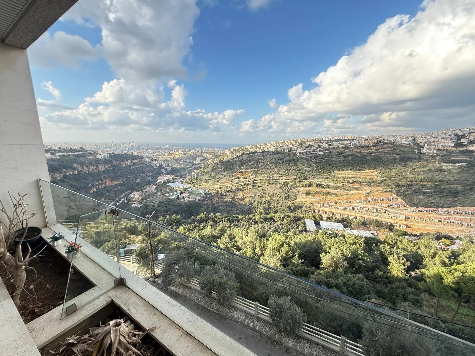 Apartment for Rent in Louaize