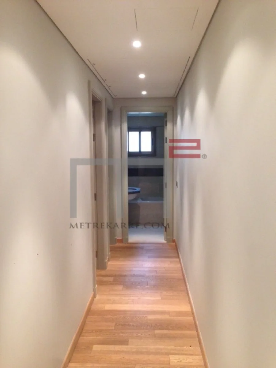 Apartment for Sale in Downtown — photo 2