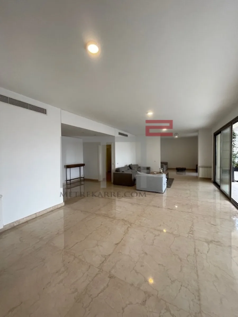 Apartment for Sale in Mar Nicolas
