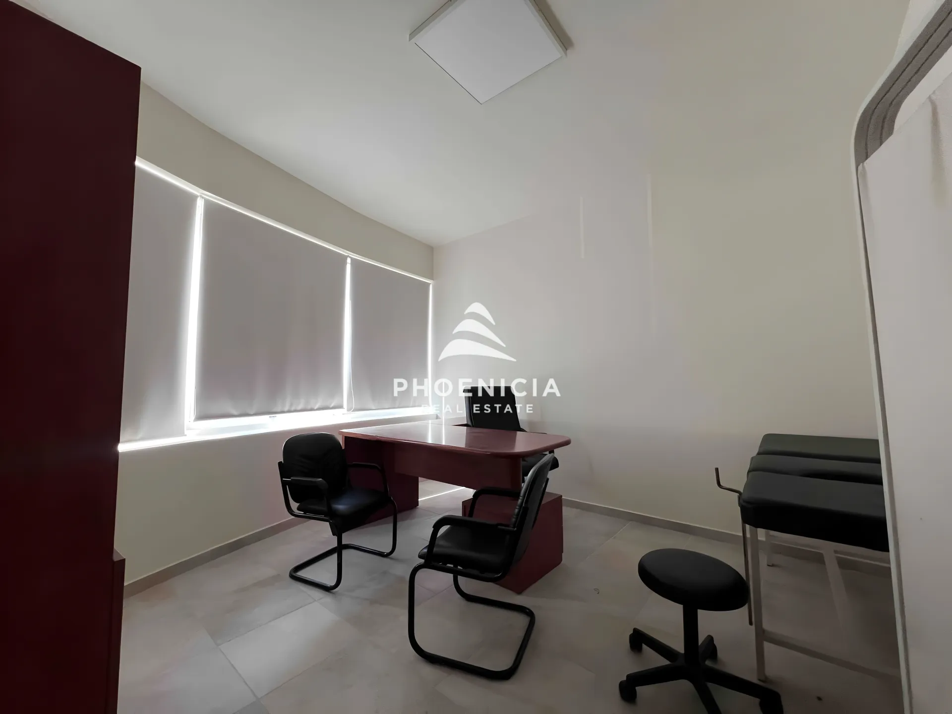 Clinic for rent in Jbeil, Lebanon — photo 3