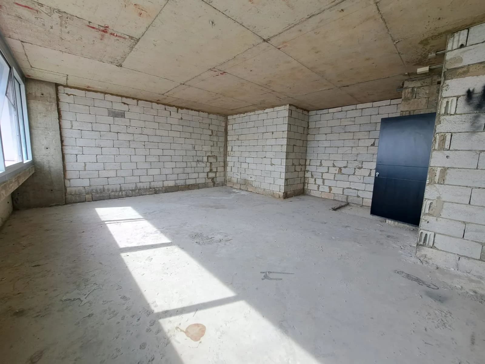 Office for Sale in Dekwaneh — photo 1