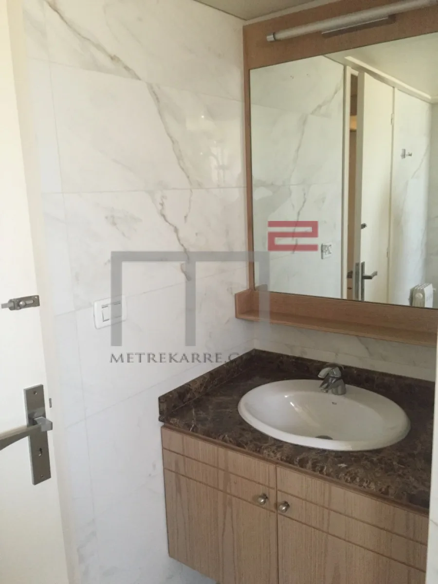 Apartment for Sale in Verdun — photo 3