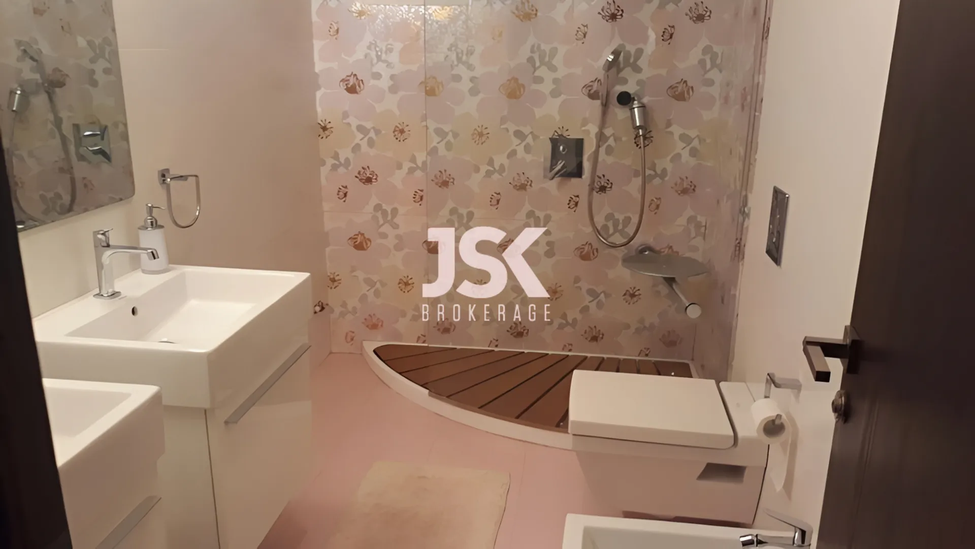 Duplex for Sale in Jouret Al Ballout, Lebanon — photo 11