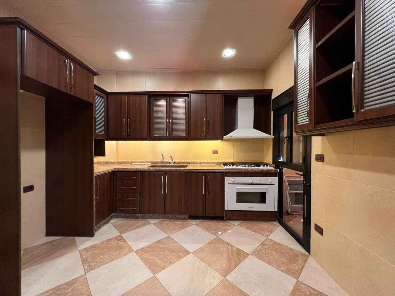 Apartment for Sale in Maghdoucheh — photo 7