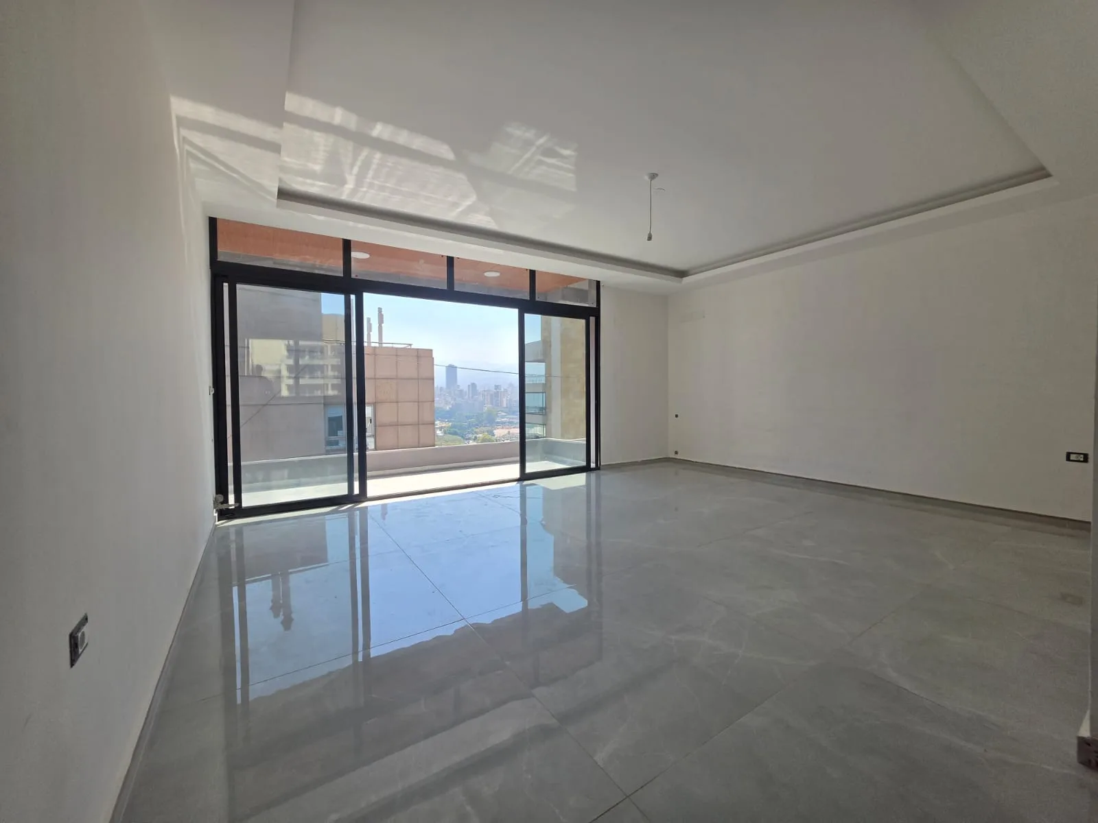 Apartment for Sale in Forn El Chebbak