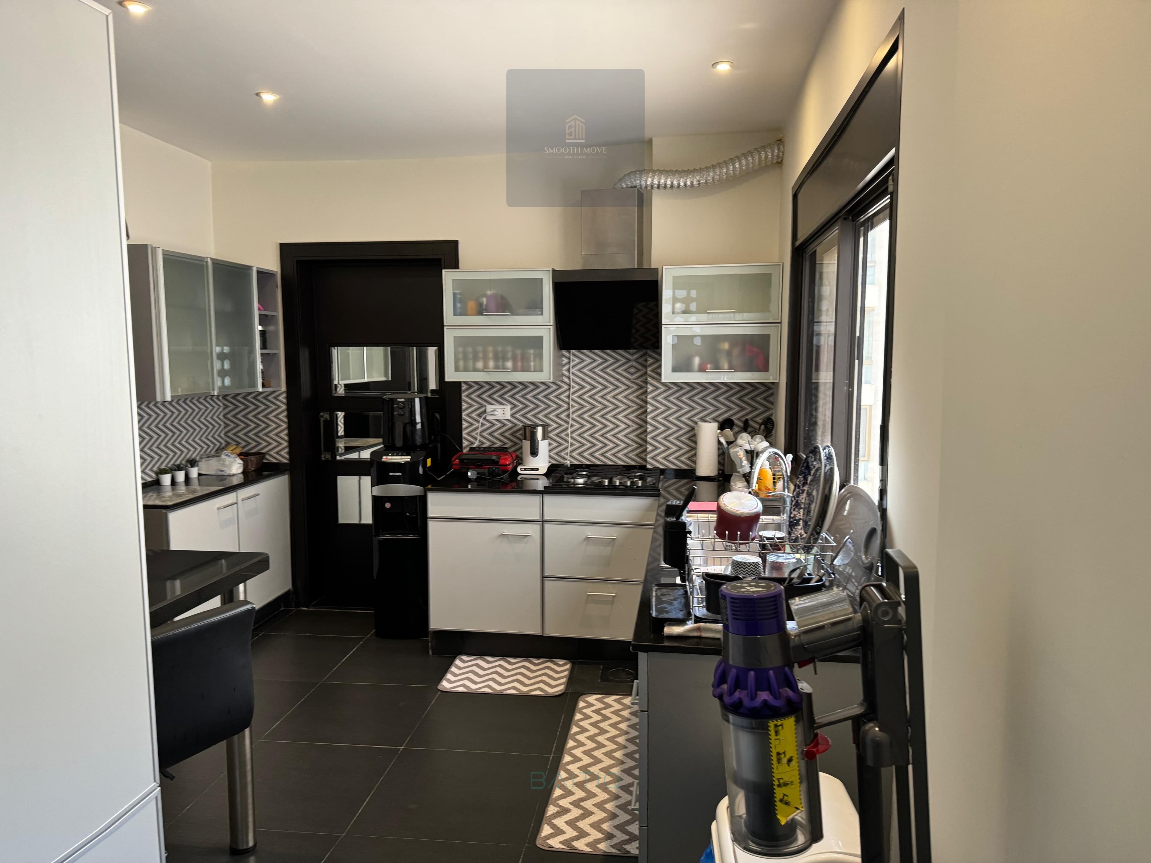 Lovely Apartment for Sale in Tallet El Khayat, Beirut — photo 4