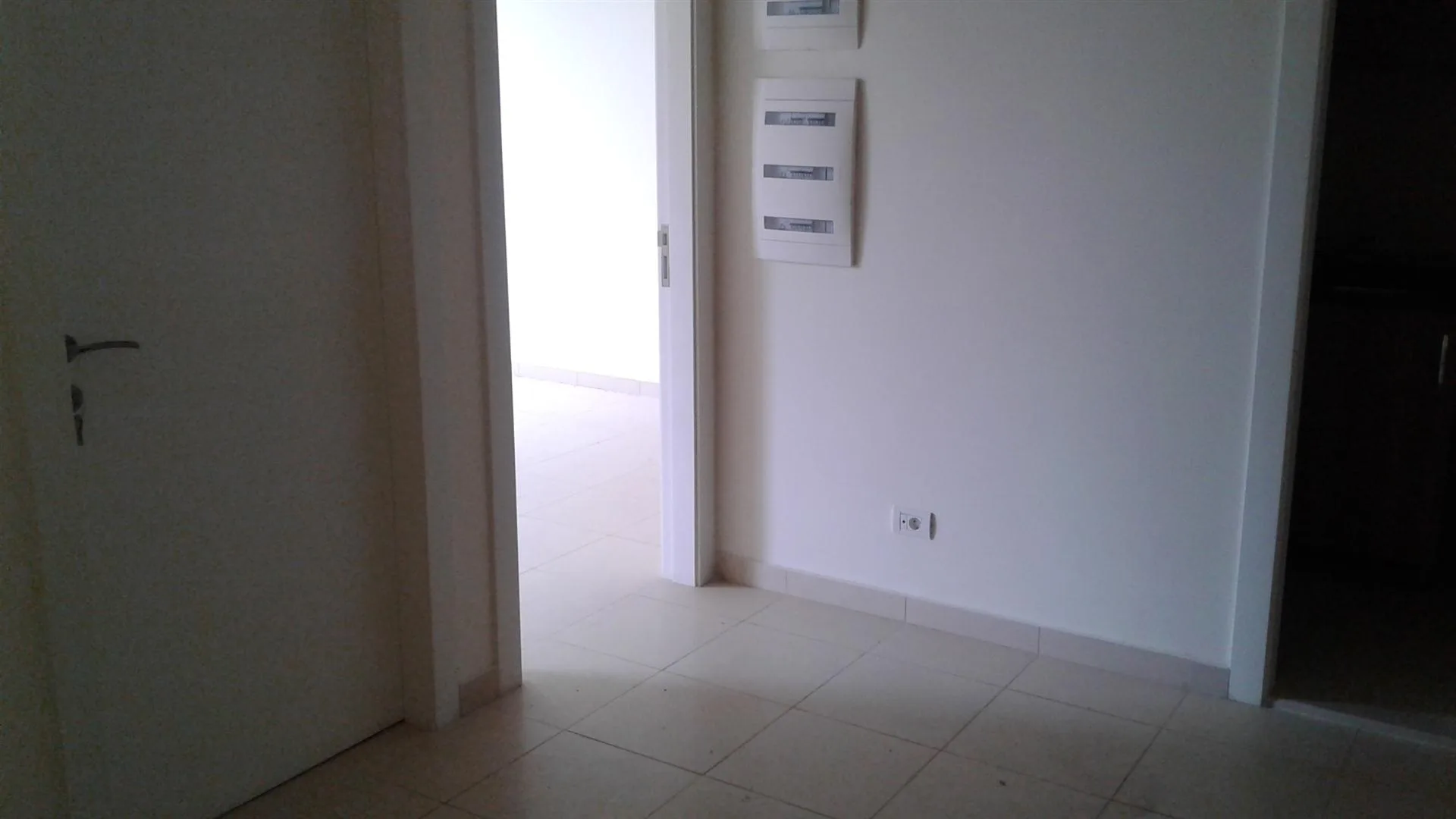 Office for rent in Dbayeh, Lebanon — photo 5