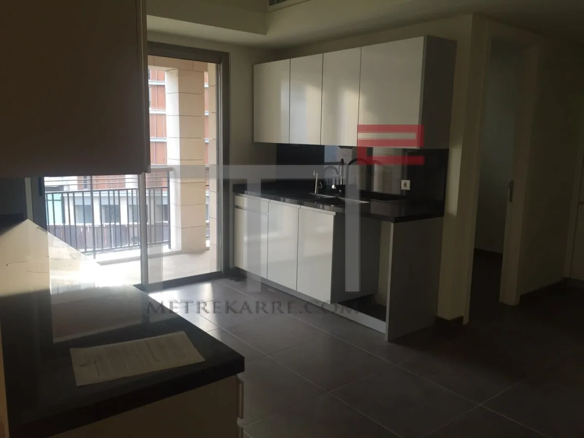 Apartment for Sale in Downtown — photo 2