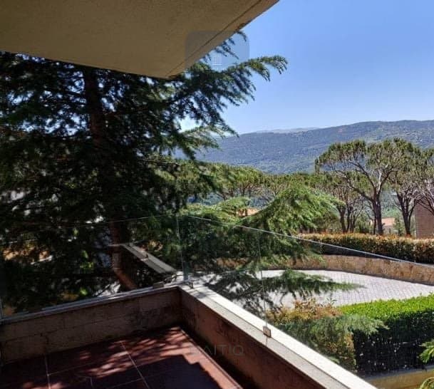 Huge Lavish Villa with a Wooden Shed For Sale in Broumanna — photo 3