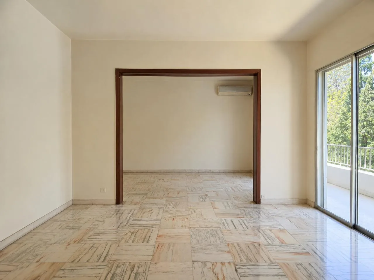 Apartment for Sale in Mar Elias — photo 2