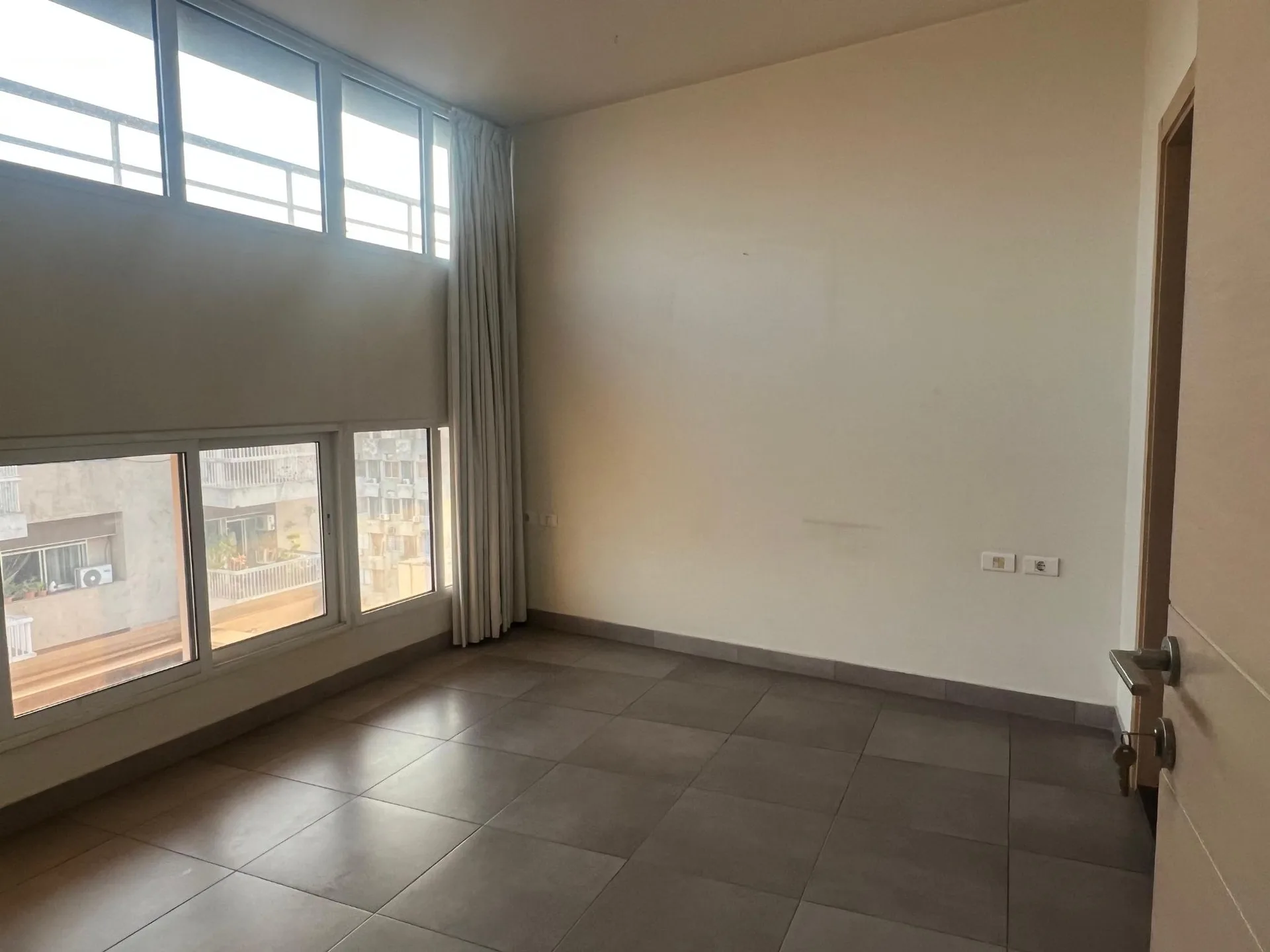Duplex for Sale in Mar Mikhael, Bayrut, Lebanon — photo 9