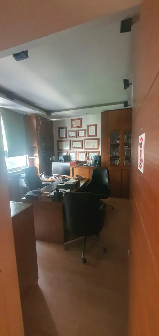 Office for rent in Hamra, Beirut, Lebanon — photo 3