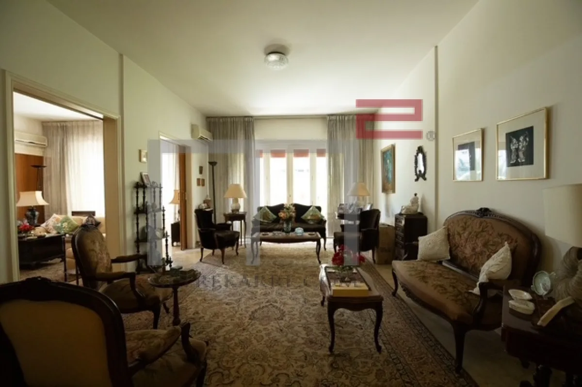 Apartment for Sale in Furn El Hayek — photo 2