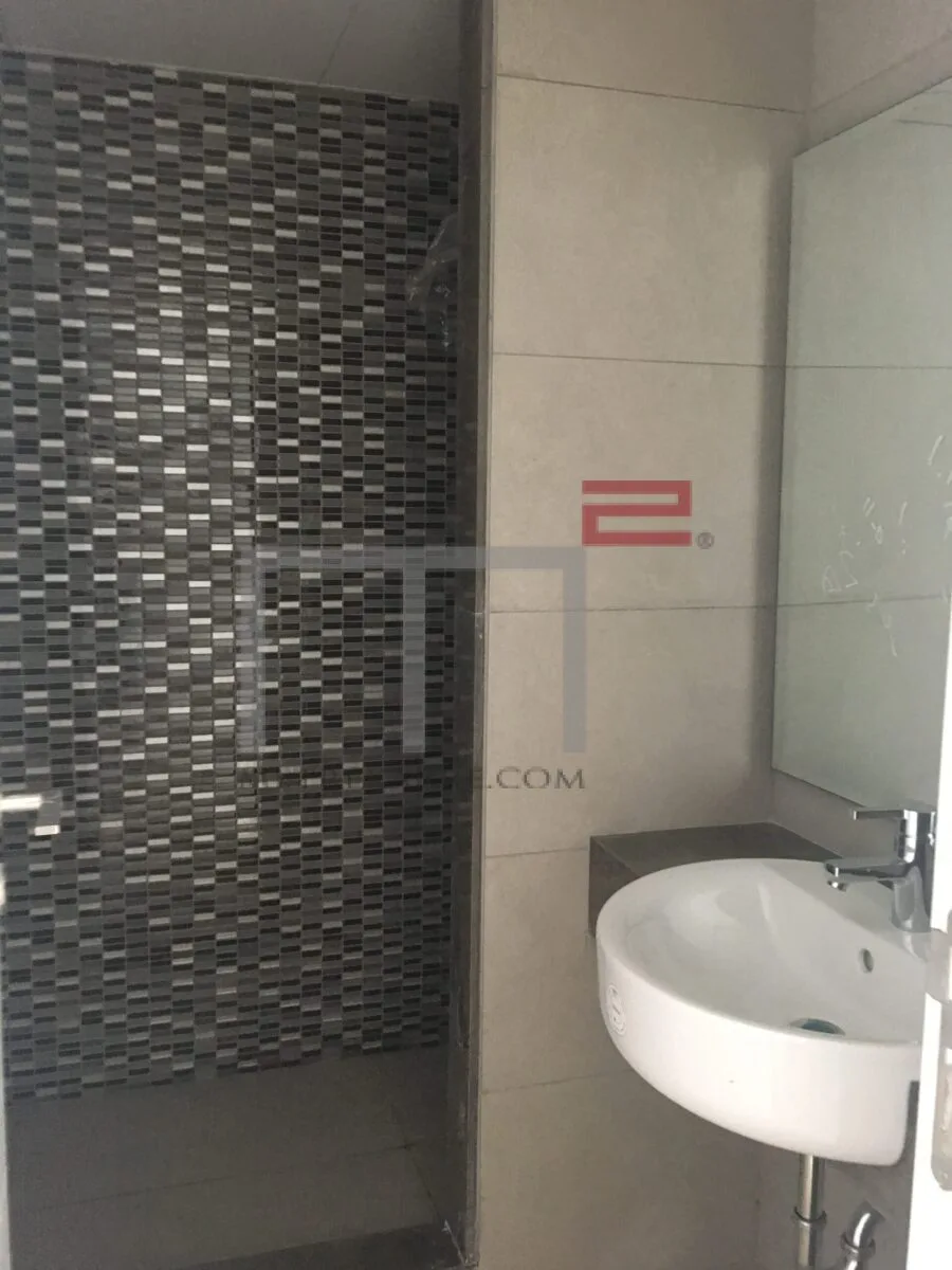 Duplex for Sale in Hôtel Dieu — photo 2