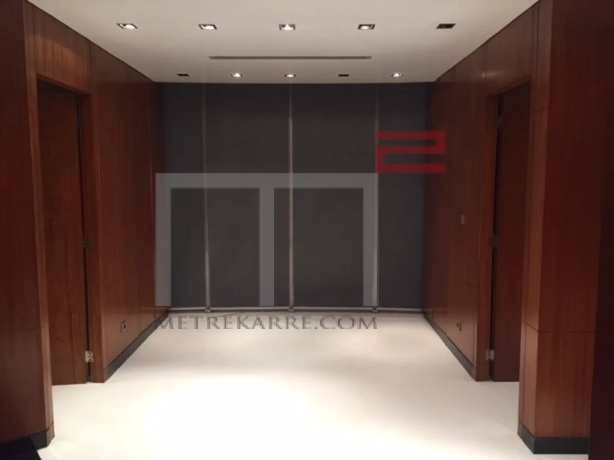 Office for Sale in Achrafieh — photo 3