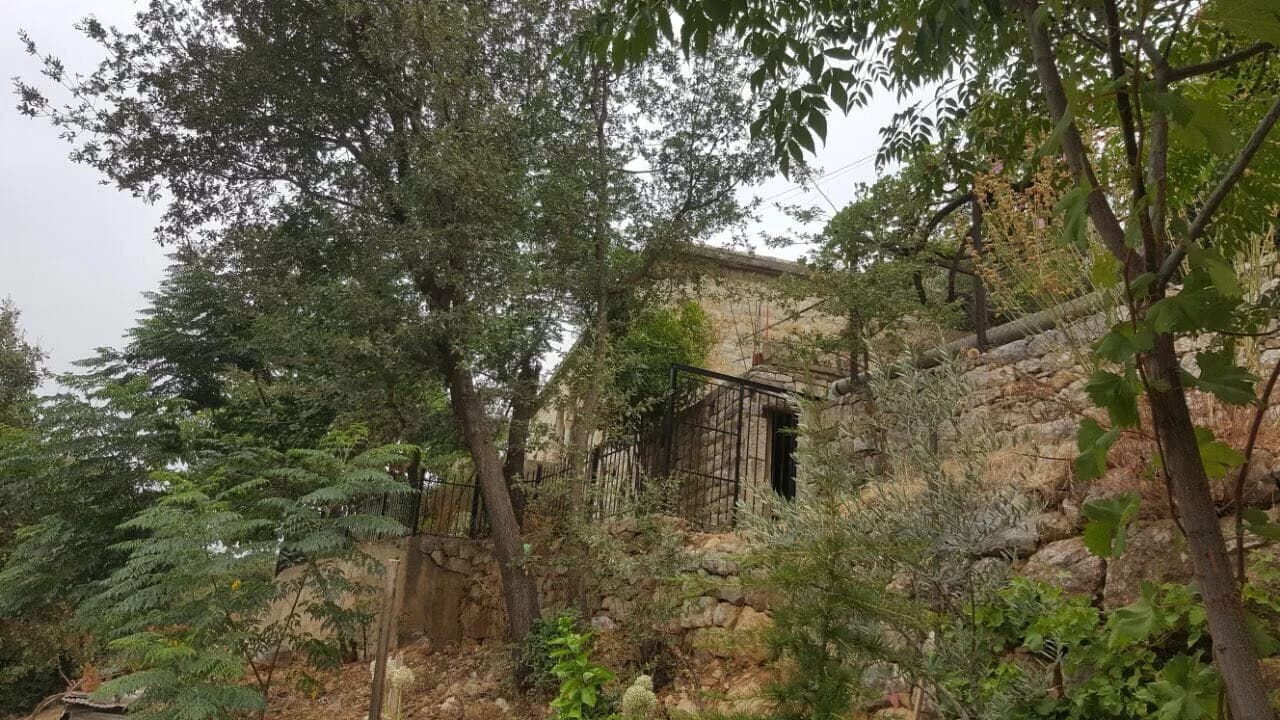 Old House for Sale – Baabdat