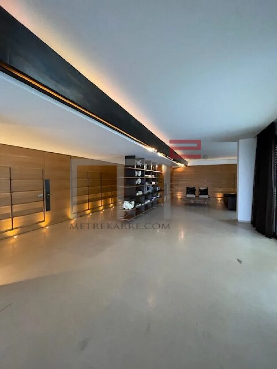 Apartment for Sale in Secteur Minet El Hosn — photo 2