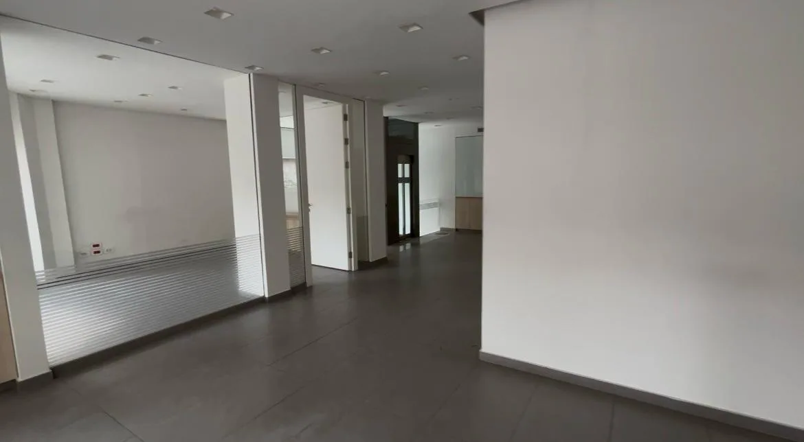 Ground Floor Showroom for Sale in Achrafieh — photo 4