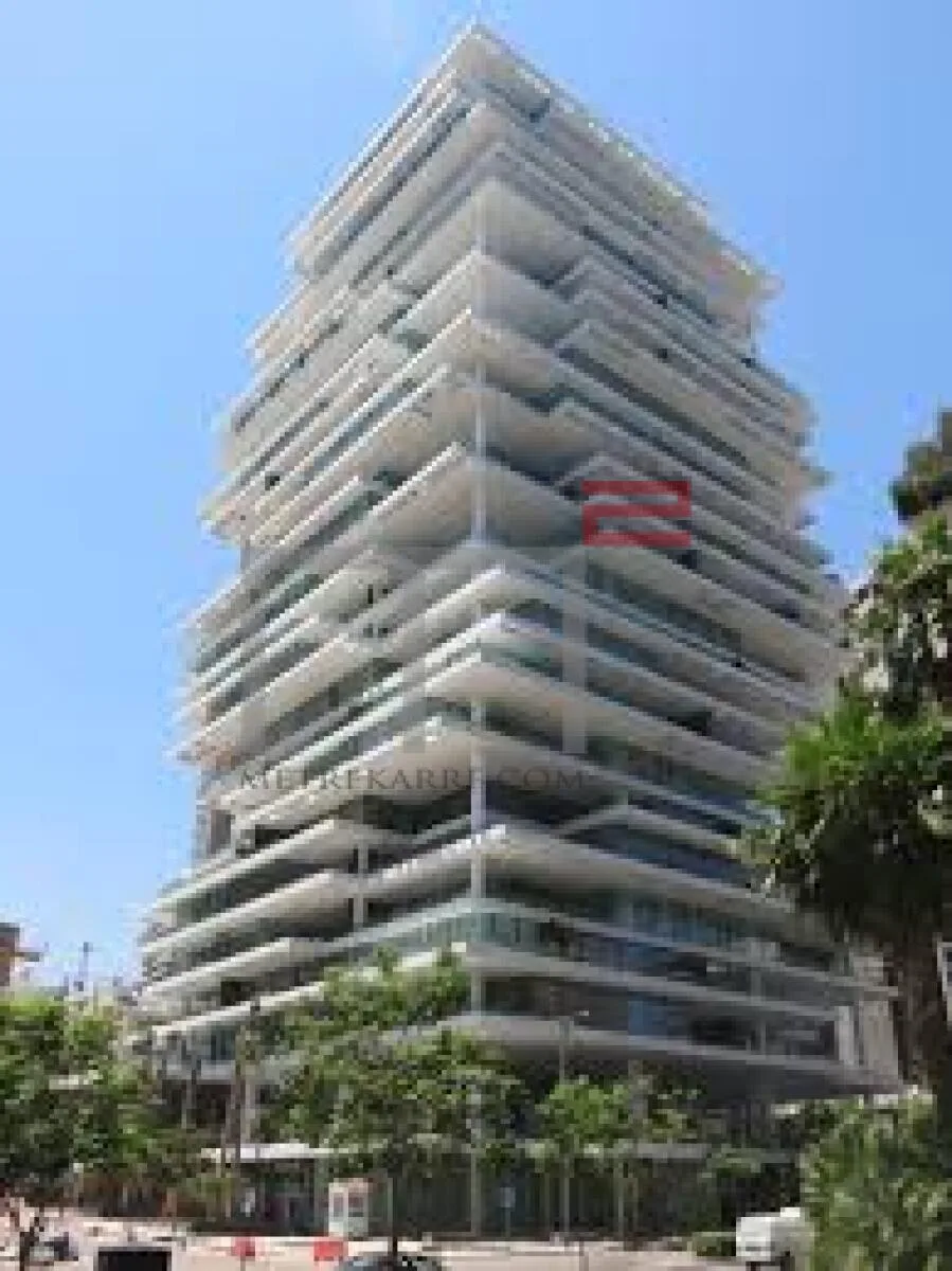 Apartment for Sale in Secteur Minet El Hosn