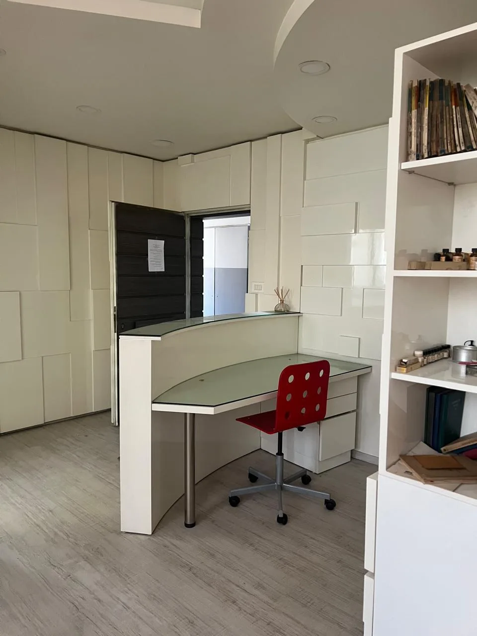 Clinic for rent in Antelias — photo 1