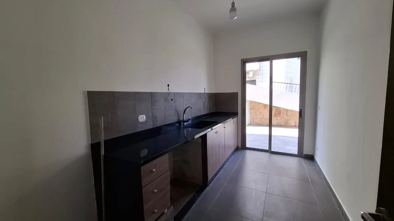 Apartment for Sale in Gharfine, Lebanon — photo 2