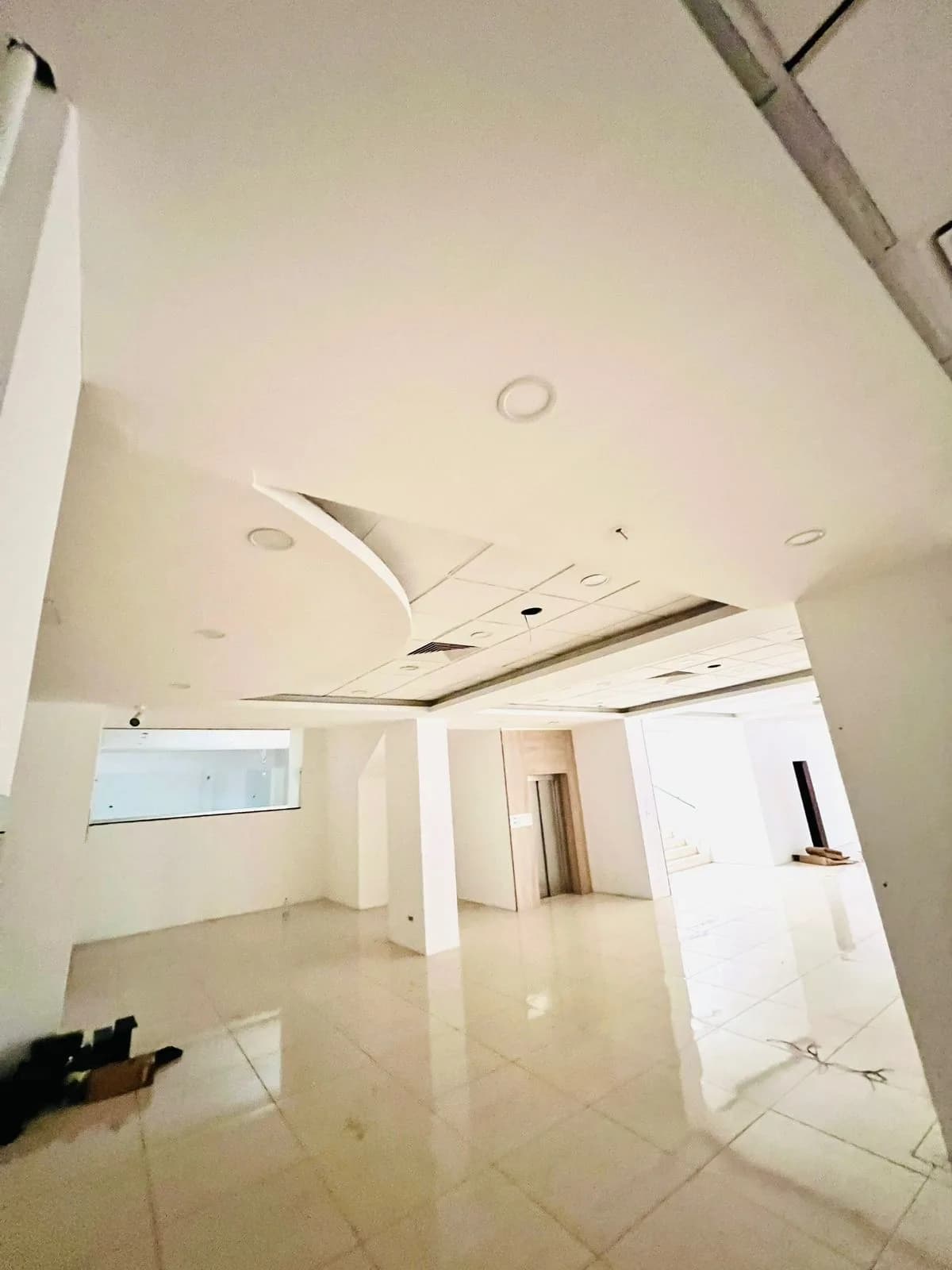 Showroom for Sale in Jounieh