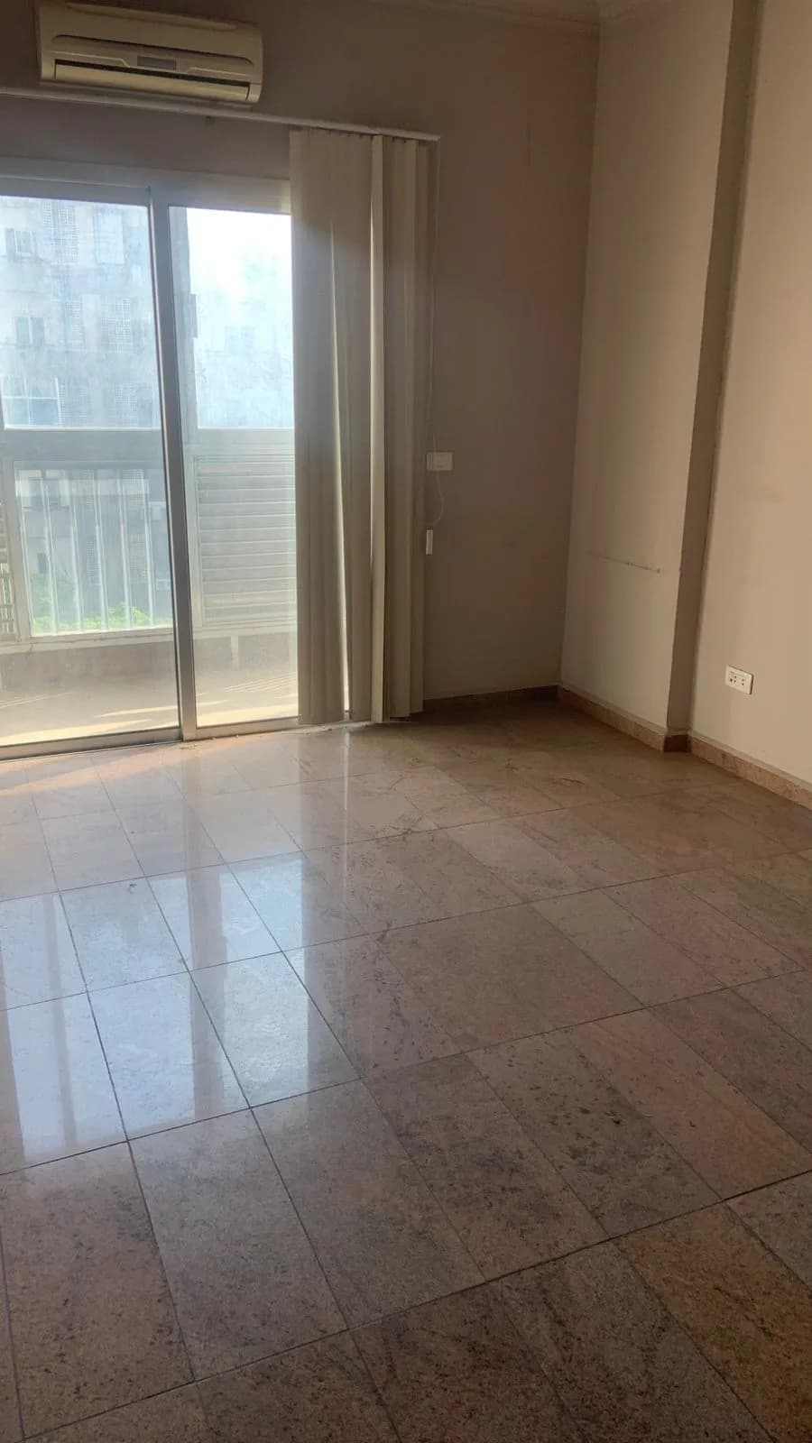 Office for rent in Zalqa, Lebanon — photo 5
