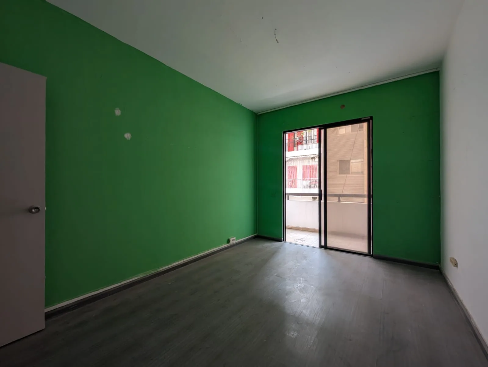 Office for sale in Achrafieh