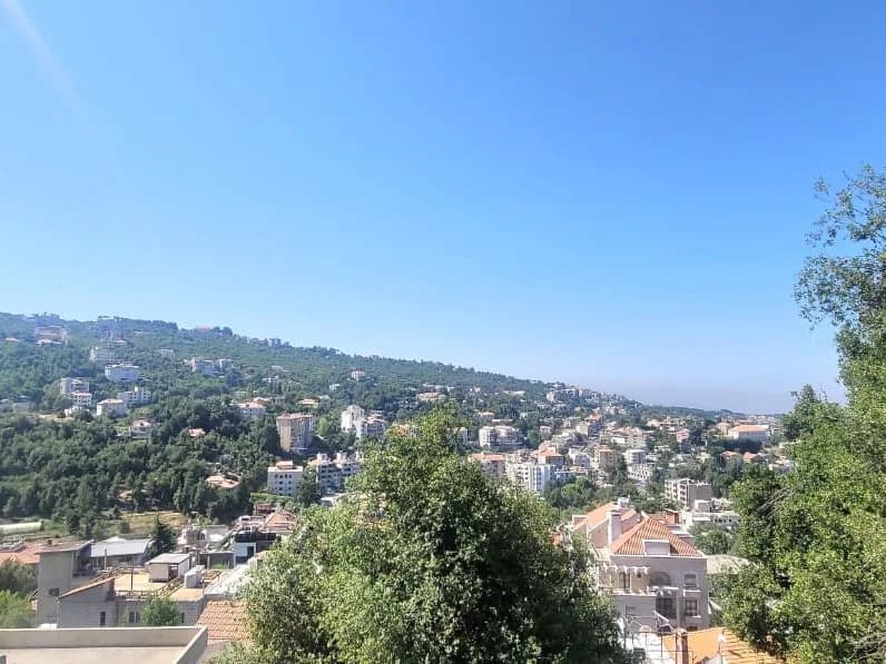 Land for Sale in Aachqout