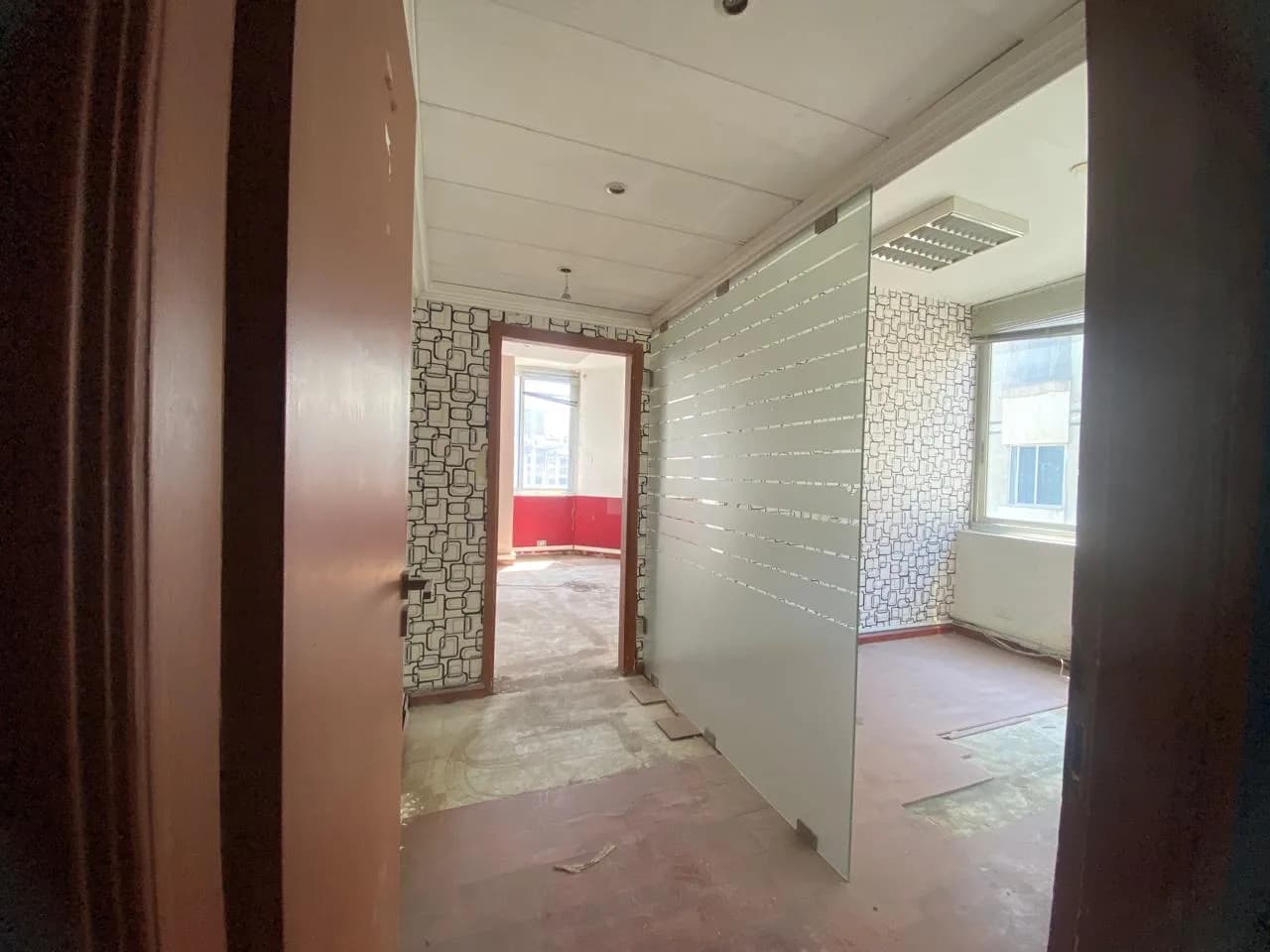 Building for Sale in Verdun — photo 6