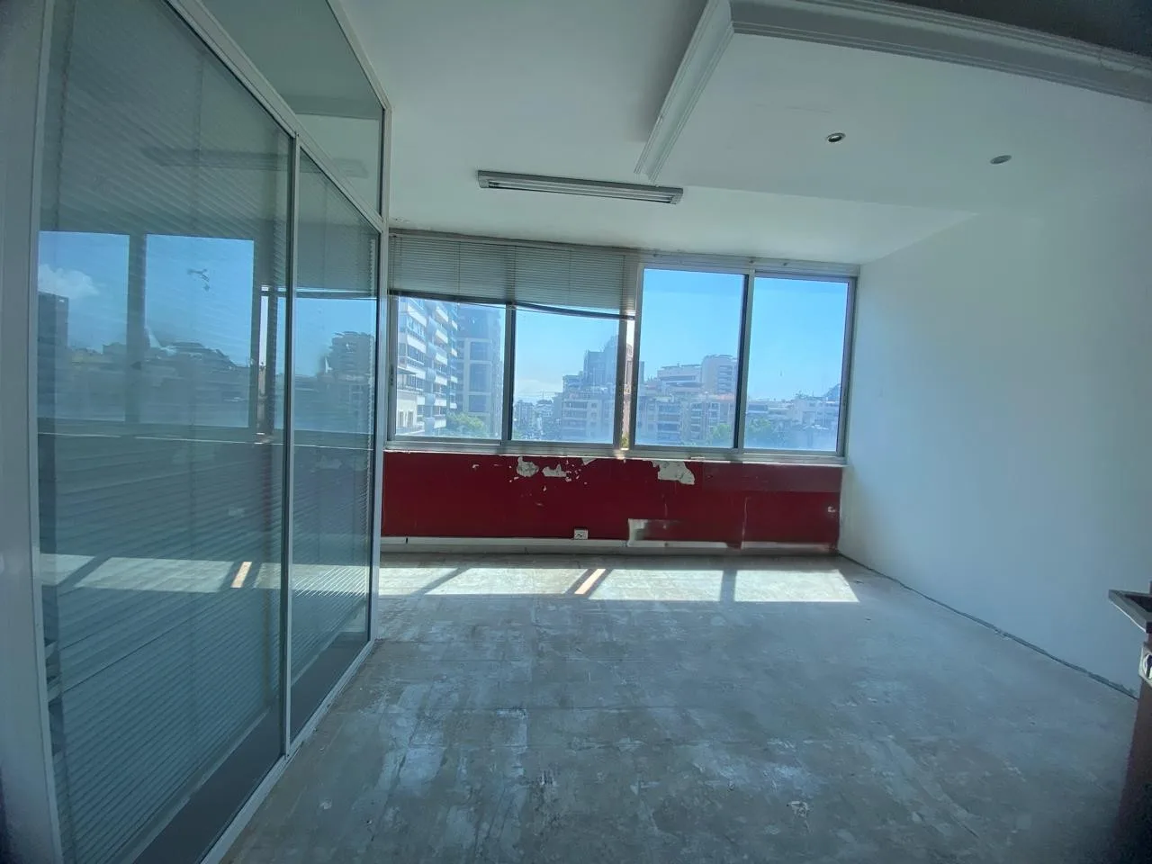 Building for Sale in Verdun